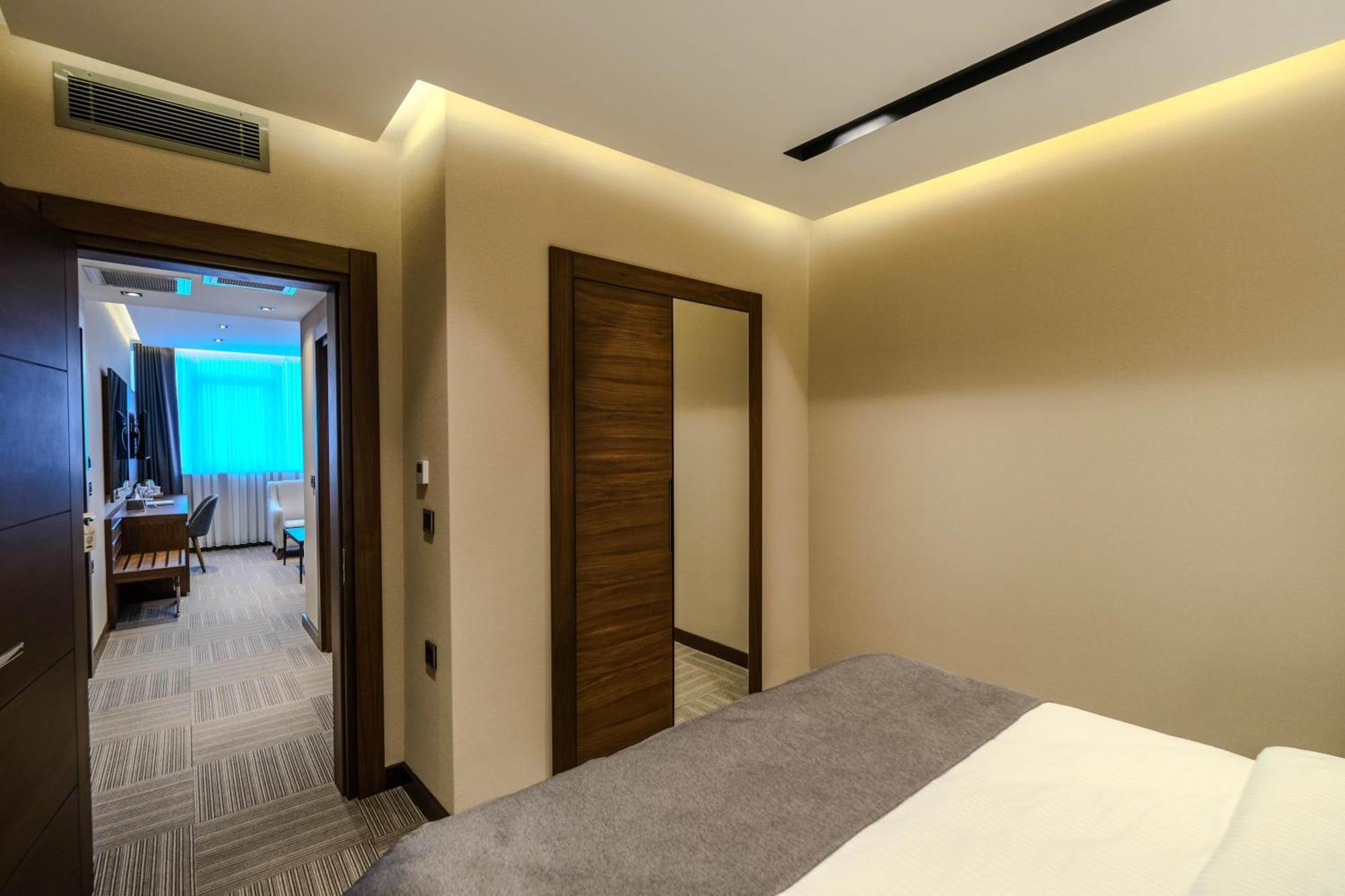Hotel B'istanbul 4*
