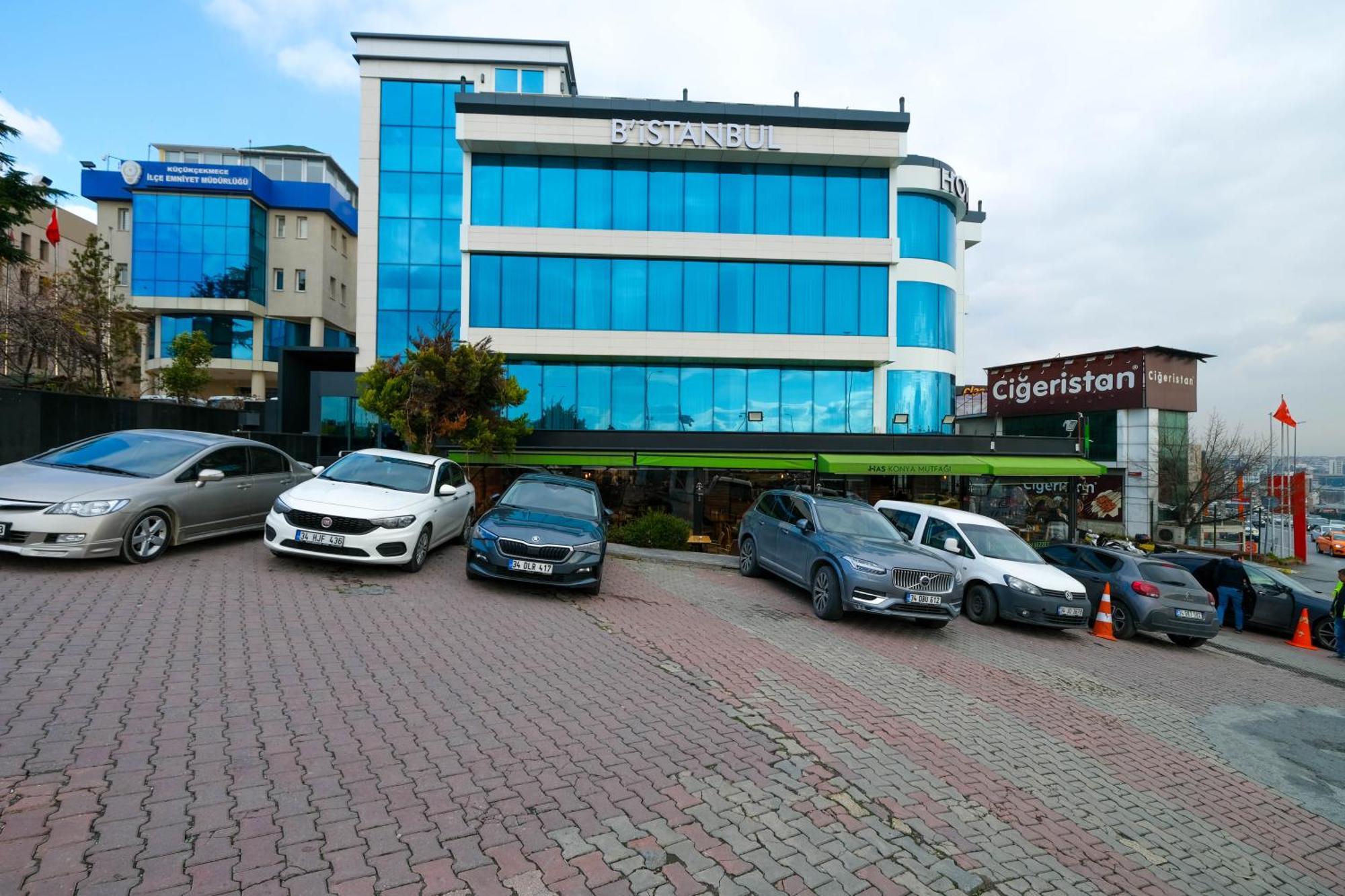 Hotel B'istanbul 4*